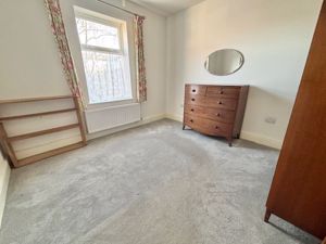 Bedroom- click for photo gallery